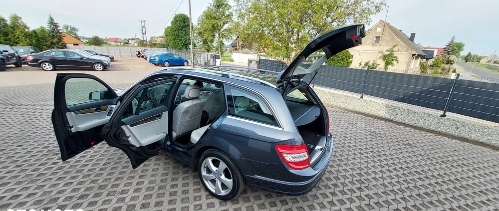 Mercedes-Benz Klasa C cena 33950 przebieg: 204000, rok produkcji 2009 z Łask małe 781